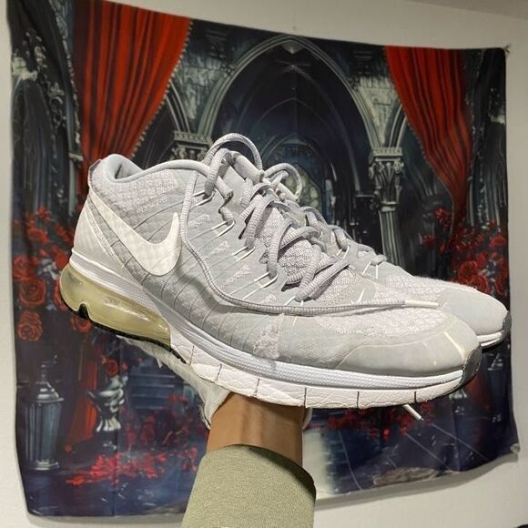 Nike Air Max TRI 180 Training Running Shoes Wolf Grey Men Size 11 - Picture 1 of 10